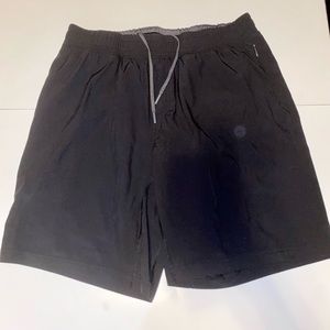 Rhône lined shorts sz L